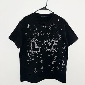 Men’s LV Spread Embroidery T-Shirt Size Medium